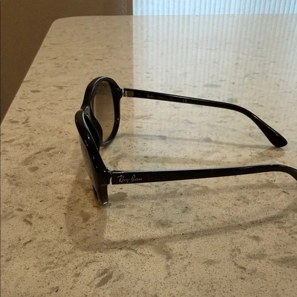 Ray-Ban Vintage Glossy Black Sunglasses - Picture 5 of 9